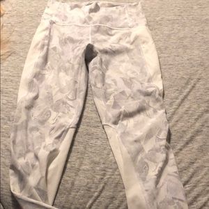 White lulu leggings